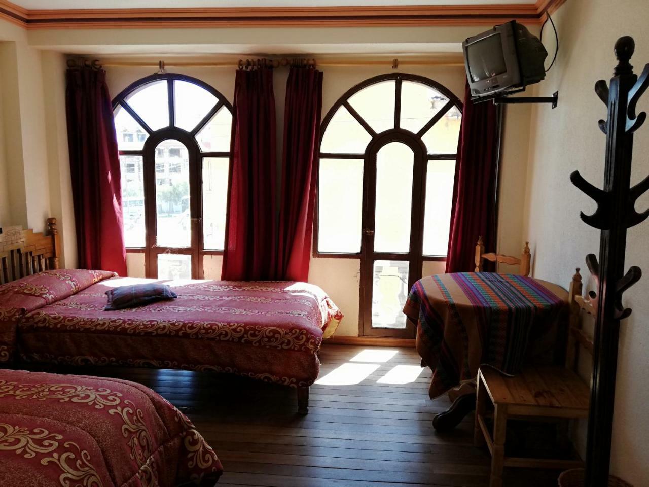 Hotel Las Kantutas Copacabana  Zewnętrze zdjęcie
