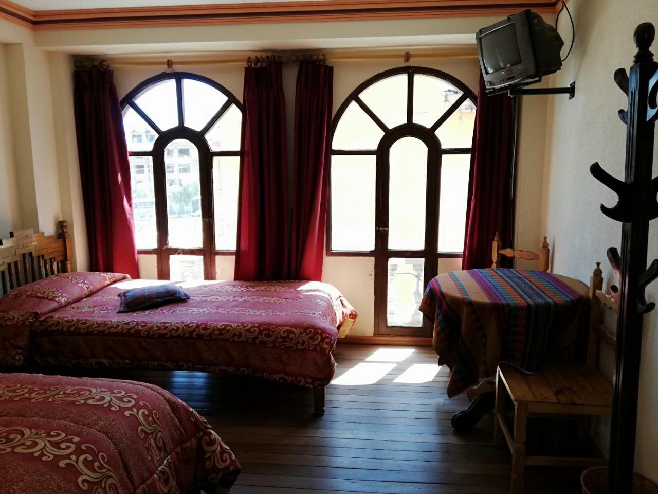 Hotel Las Kantutas Copacabana  Zewnętrze zdjęcie
